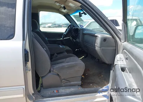 2005 Chevrolet Silverado 2500Hd Ls z USA, uszkodzony, nr VIN 1GCHC29U95E152753